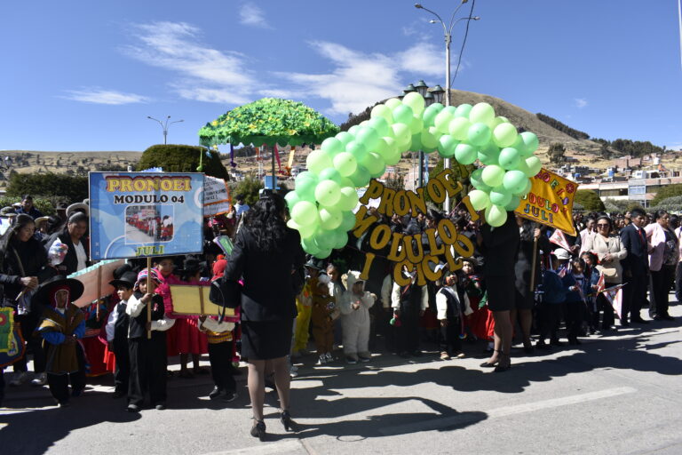 PRONOEI CELEBRÓ 53 AÑOS DE COMPROMISO CON LA PRIMERA INFANCIA EN EMOTIVO DESFILE CÍVICO