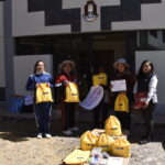 INSTITUCIONES EDUCATIVAS FOCALIZADAS DEL ÁMBITO DE LA UGEL CHUCUITO – JULI FUERON BENEFICIADAS CON KITS CORRESPONDIENTES AL PLAN MULTISECTORIAL ANTE HELADAS Y FRIAJE.